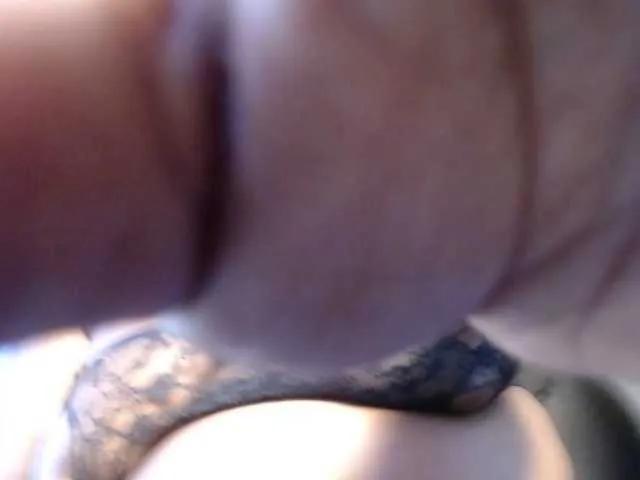 Creamyposh from BongaCams