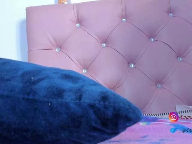 DannyOg17 on BongaCams 