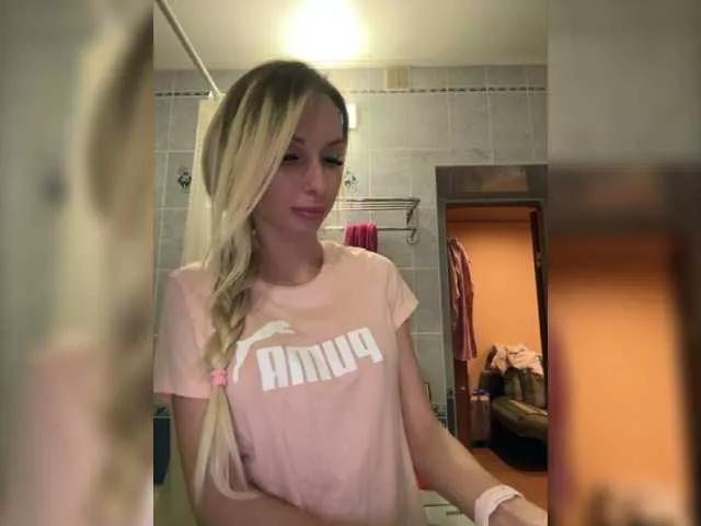 GoldPussy69 from BongaCams