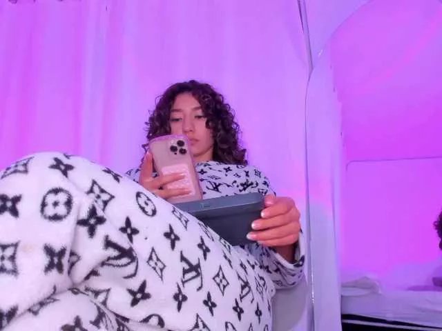 HannnaDeckeer on BongaCams