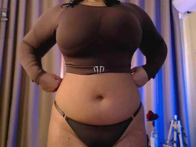 honeybrownie from BongaCams