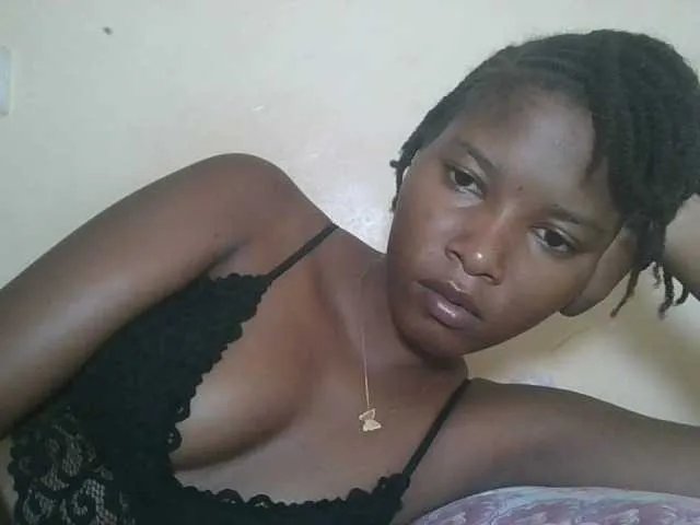 Hornyqueen4 — Freechat on BongaCams