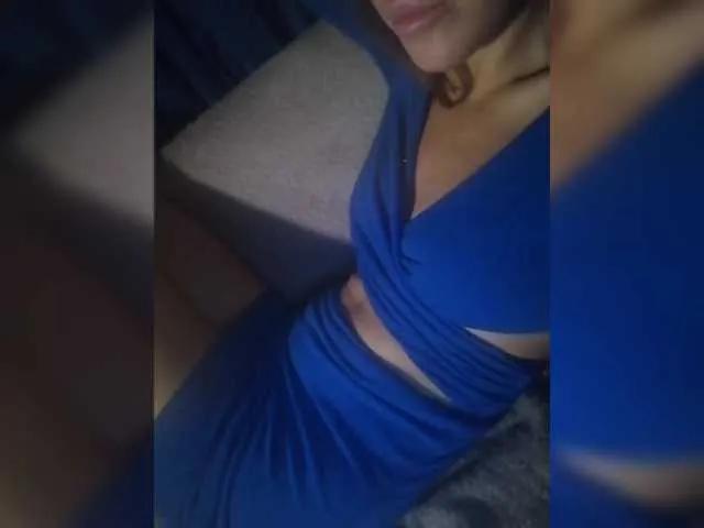 l4dyCandy from BongaCams