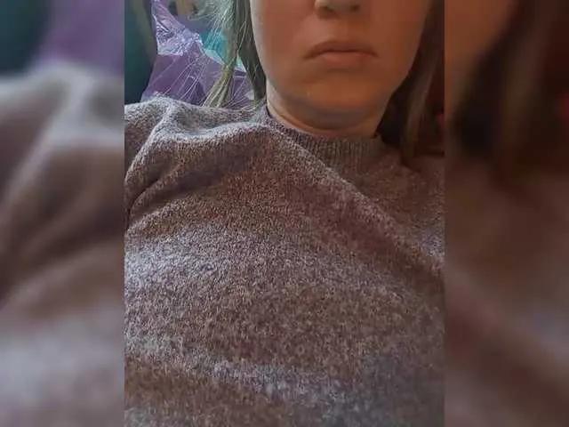 Lena-33 from BongaCams