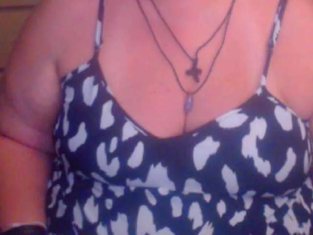 mayalove4u from BongaCams