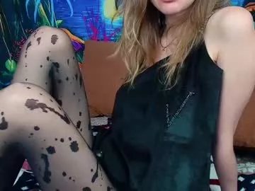 _lullaby_ on Chaturbate