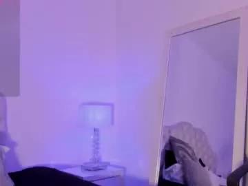 arirobert_ on Chaturbate 