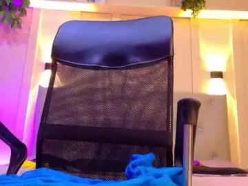 chloerossee — Naughty and vicious chubby girl eager for cock teasing her pussy SEX MACHINE FUCK PUSSY! /FAV PATTERNS 15/25/120/150/555 #hairy #moan #chubby #pvt #squirt [467 tokens remaining]