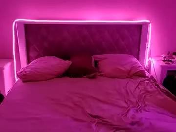 daisy_couple from Chaturbate