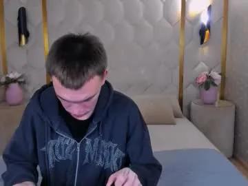 derek_banville from Chaturbate