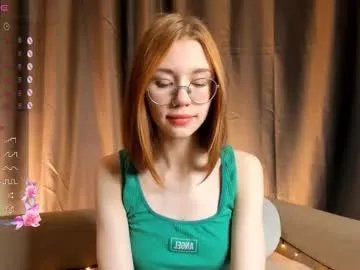 feliceallston on Chaturbate