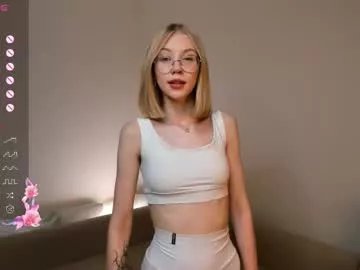 feliceallston on Chaturbate