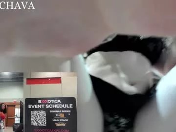 frenchava on Chaturbate