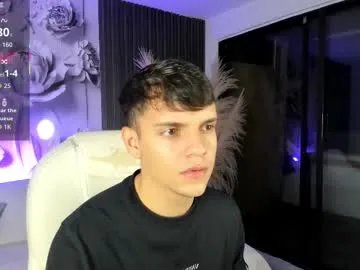 jacobrobeerts — GOAL: hard cock against your face [44 tokens remaining] I want to explode my cum for you #monstercock #straight  #cum #machine #bigcock"