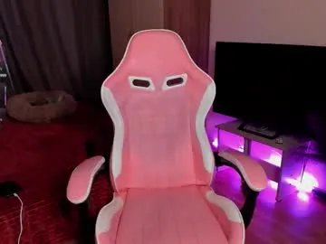 jane_paws — GOAL: Morning spanks & moans [26 tokens remaining] Muscular body & great ass Lush, Domi & Pvt ON Try 2069111222444 #smalltits #petite #fit #pantyhose #deepthroat