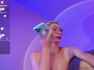 liiamluna on Chaturbate 