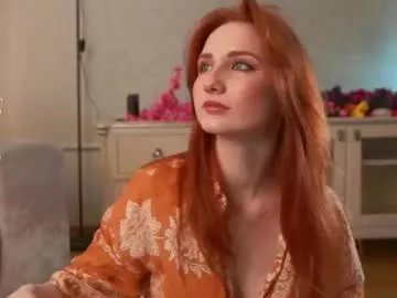 lynnalltop on Chaturbate