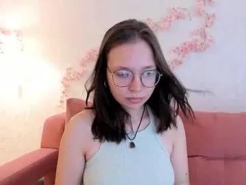 noora_moore on Chaturbate 