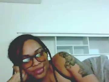 queendom_ing from Chaturbate