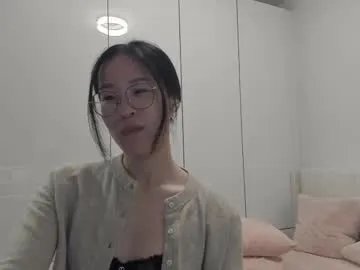 secretgirlfriendxo from Chaturbate