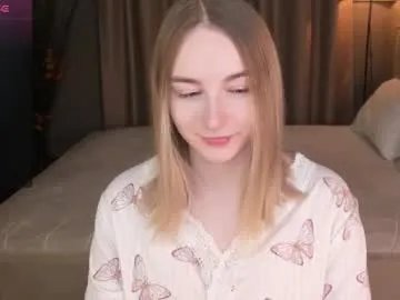 shy__polly on Chaturbate