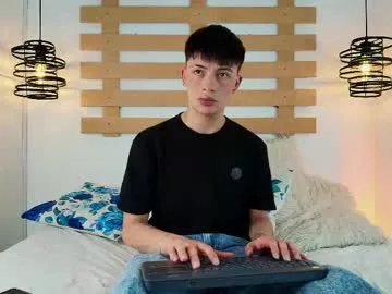 steev_novoa on Chaturbate