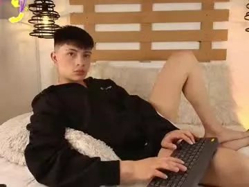 steev_novoa on Chaturbate