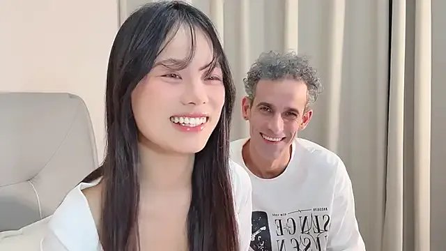 19cmfuck18girl from StripChat