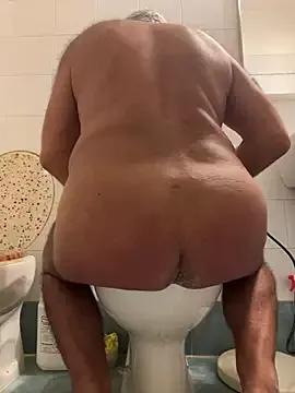 4n4l1zz4m1 on StripChat 