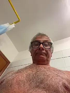 4n4l1zz4m1 on StripChat 