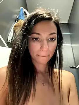 _MiaQueen_ on StripChat