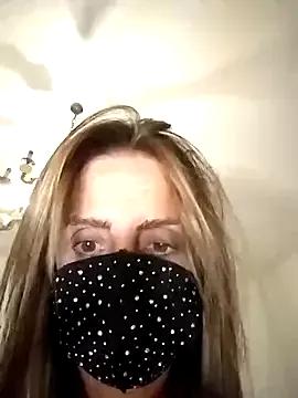 Akemi_rossi on StripChat