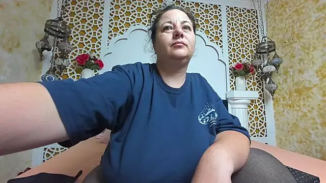 AleshaArabian on StripChat