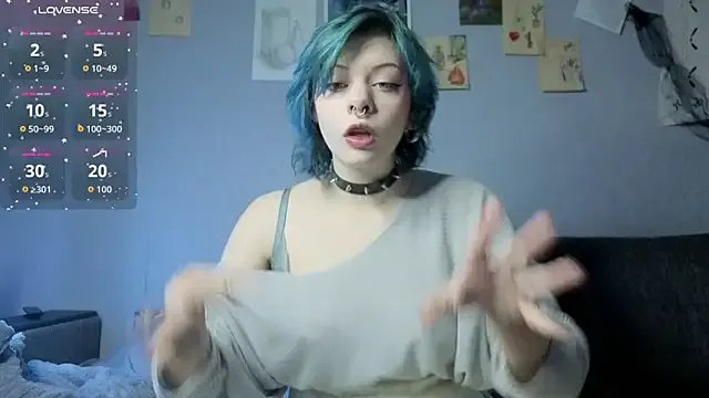 Alice_Zev on StripChat