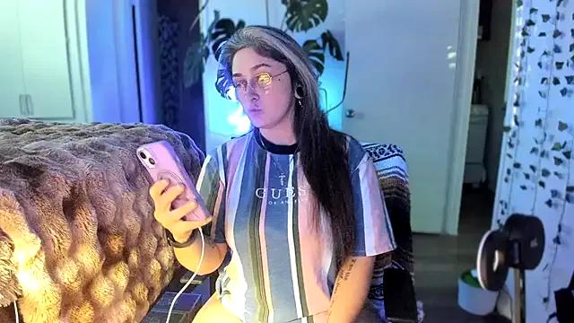 Alix_Valentine on StripChat