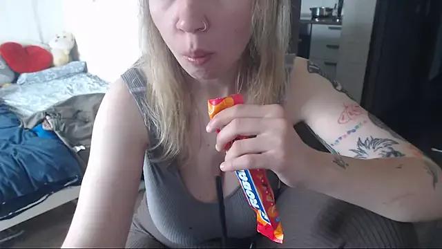 amanda_kiss_kiss on StripChat 