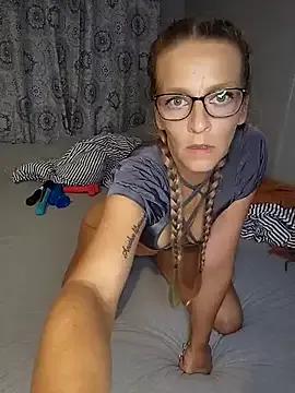 amymatthews92 on StripChat 