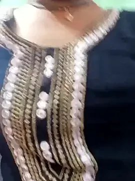 Ananya_34 on StripChat