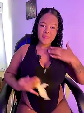 Antonella_03s from StripChat