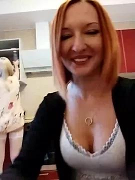 Arina_smiles from StripChat