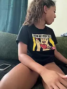 AshleyLoveee on StripChat