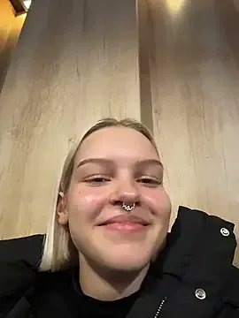 AshleyMur — naked show