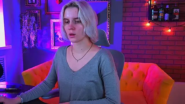 BethanyCloud — touch my bare feet