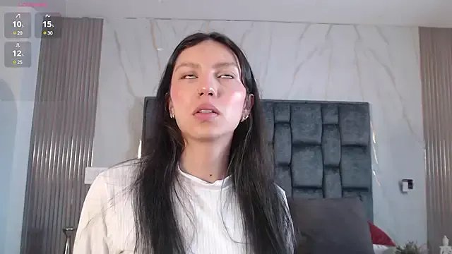 Bianca_ks on StripChat