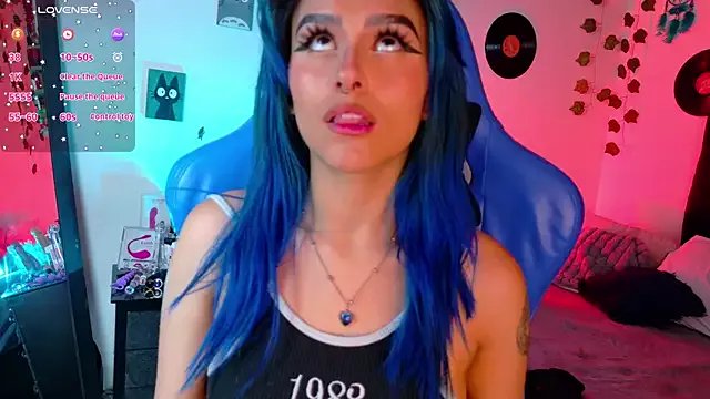 blue_kitten on StripChat