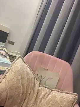 boniu-mimi from StripChat