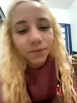 Bruxinha551 from StripChat