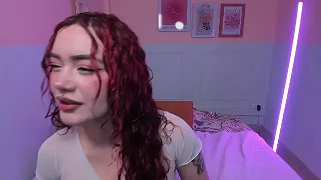 Camila_Rivers on StripChat