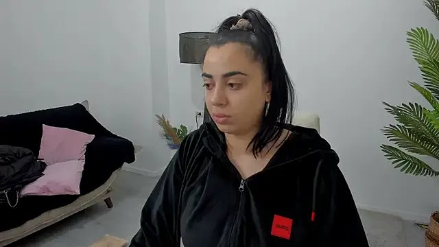 Carla_Shine — 5 Spanks ass