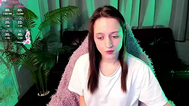 CumelyClovers — Squirt show